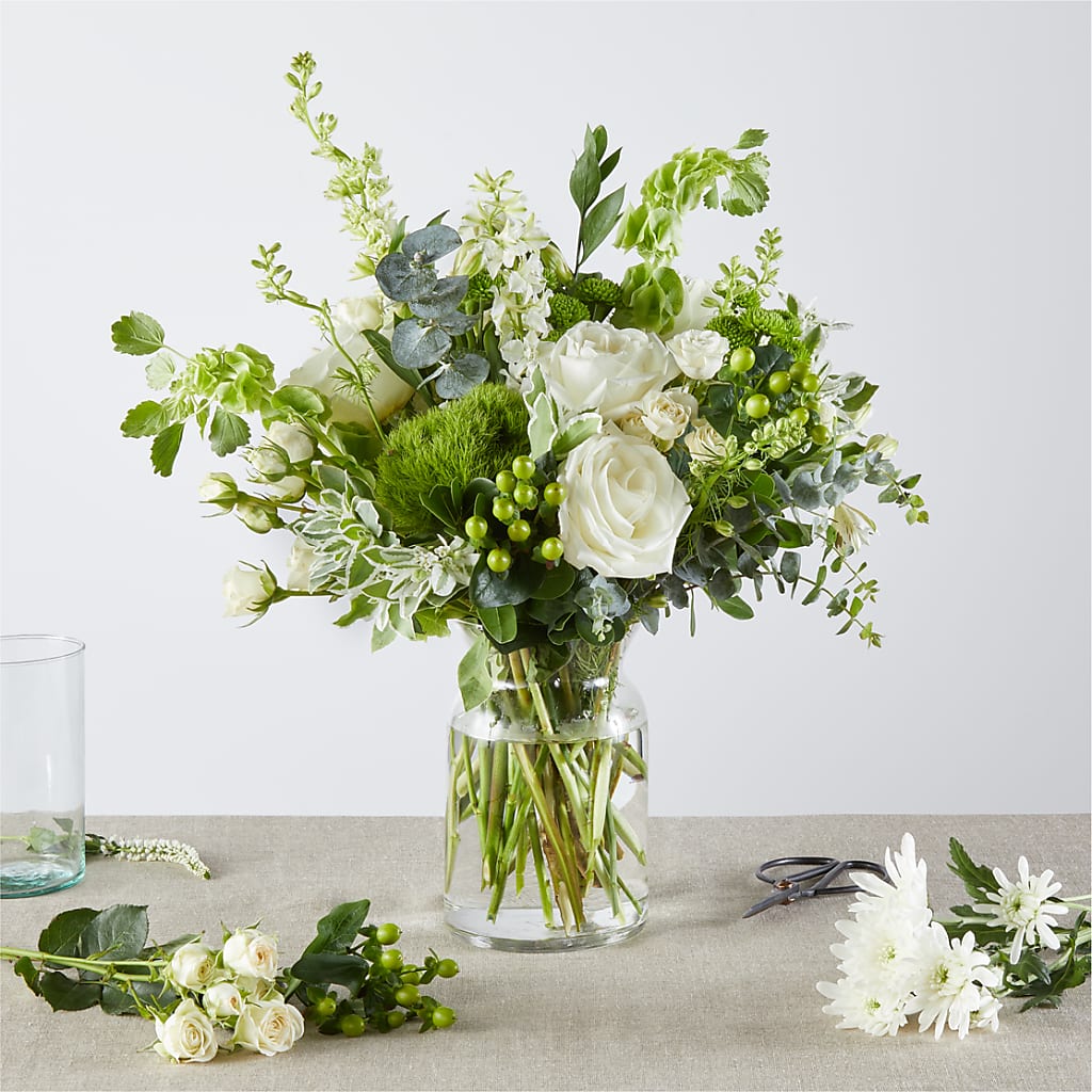 Irish Garden - A Florist Original – MOSER'S SUPERMARKET, Columbia MO