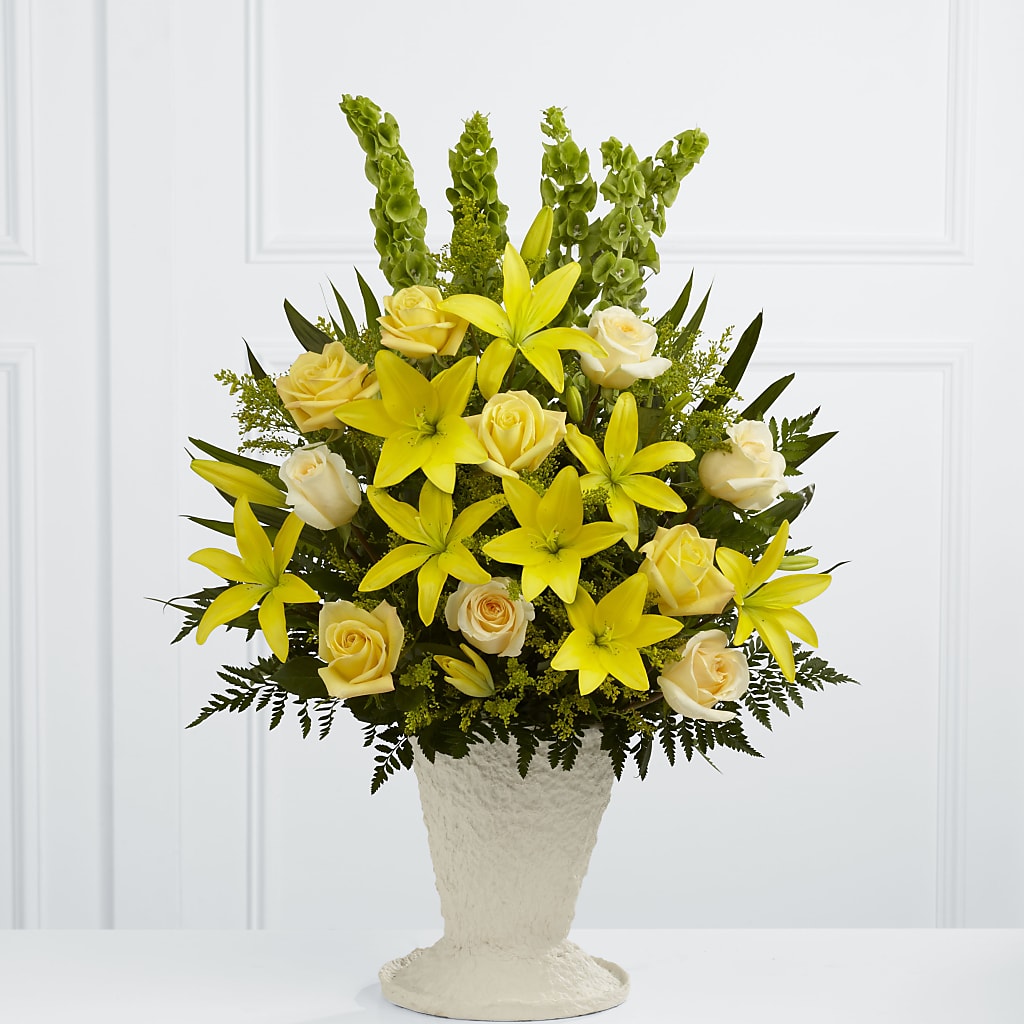 Golden Memories Arrangement – MOSER'S SUPERMARKET, Columbia MO