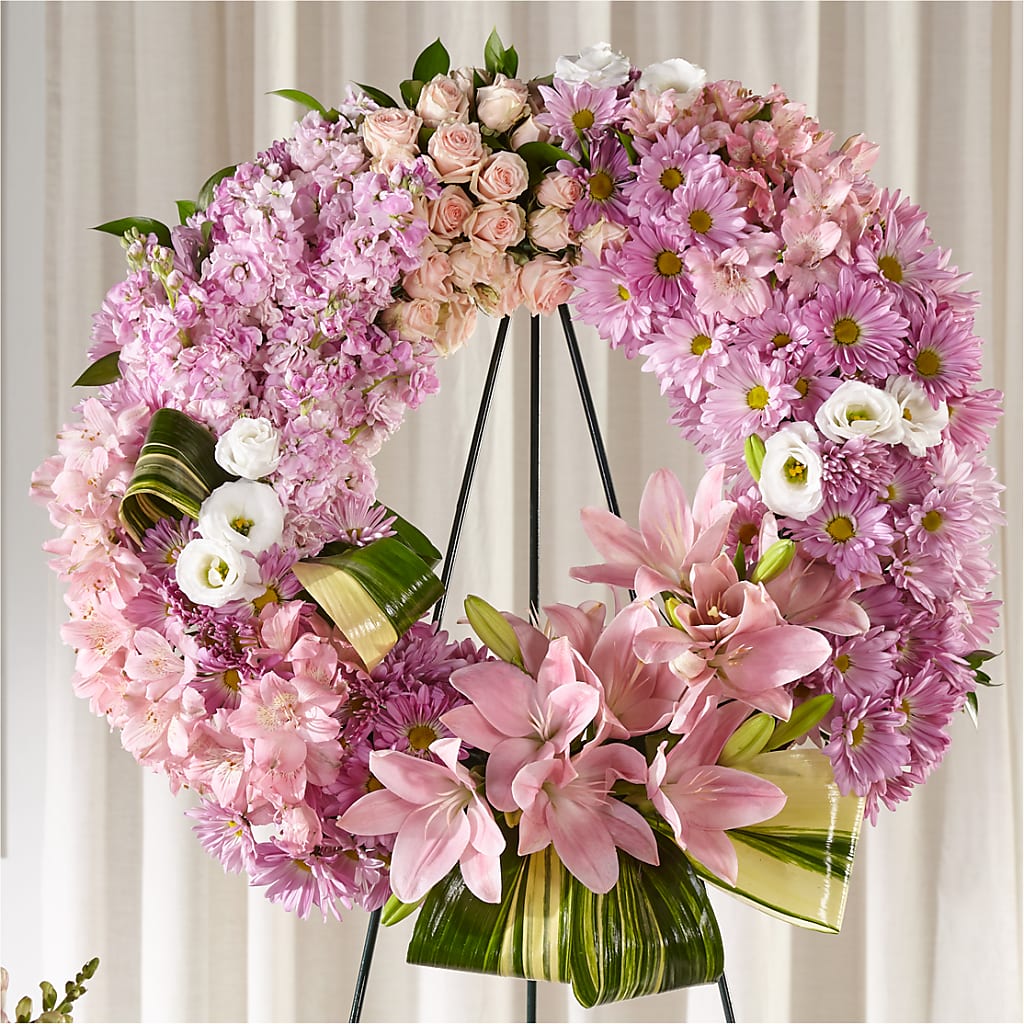 Gift of Warmth Wreath – MOSER'S SUPERMARKET, Columbia MO