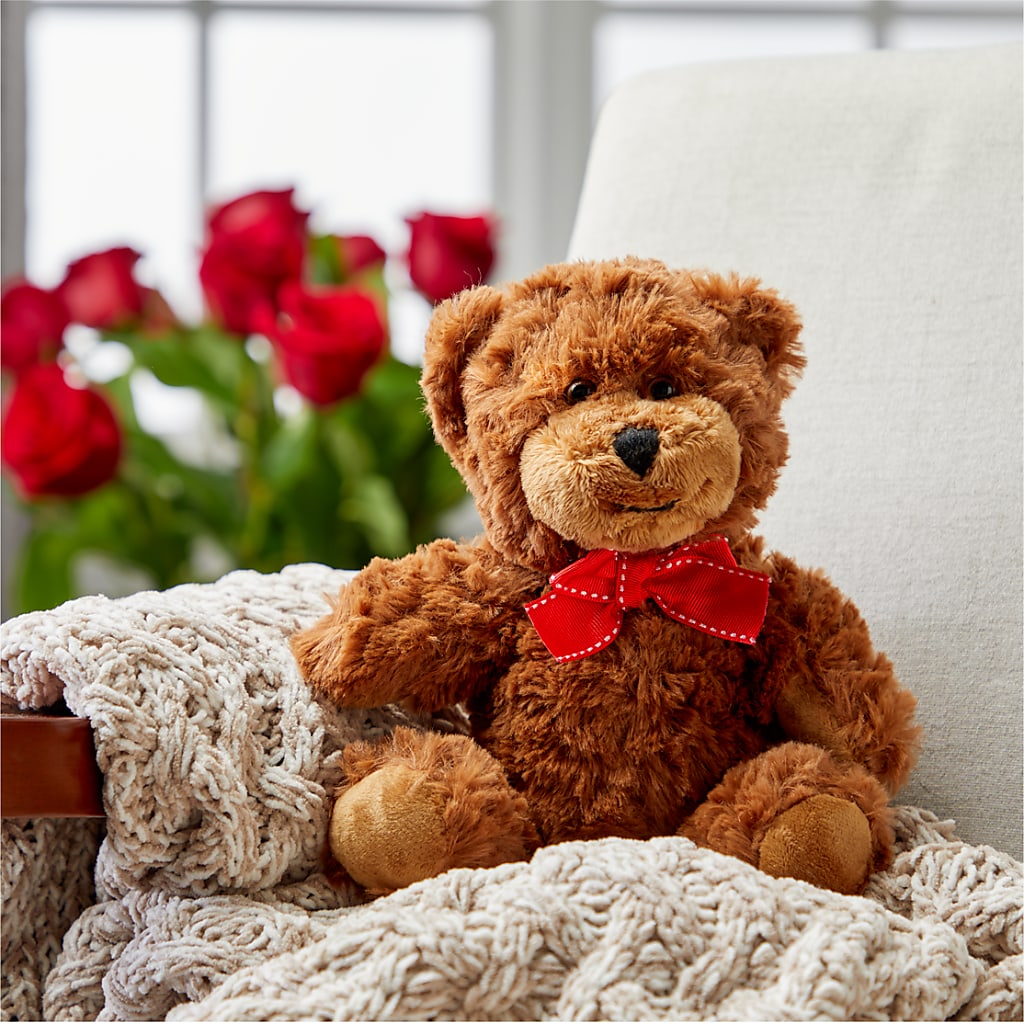 Romantic Long Stem Red Rose Bouquet Bundles – MOSER'S SUPERMARKET, Columbia MO
