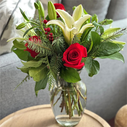 Sparkling Snowflakes Bouquet – MOSER'S SUPERMARKET, Columbia MO