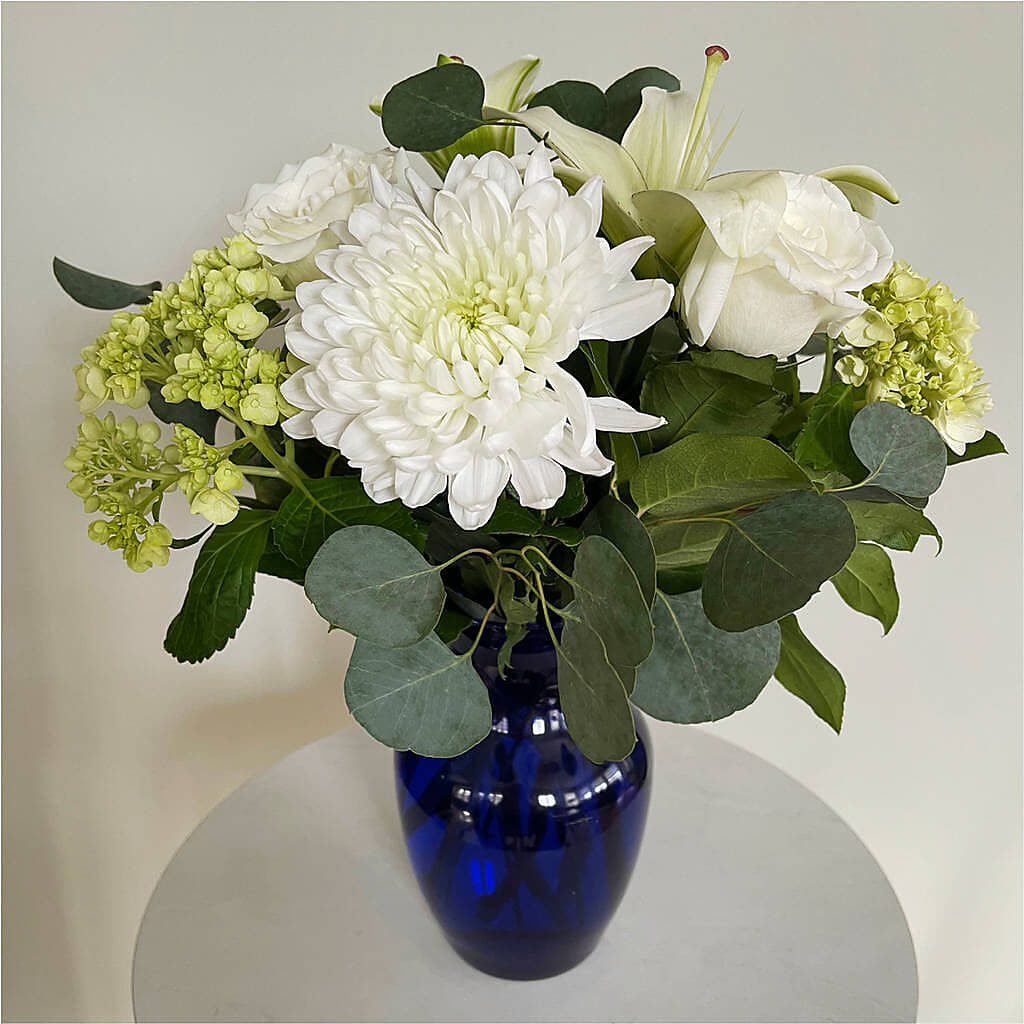 Snowy Dreams Bouquet – MOSER'S SUPERMARKET, Columbia MO